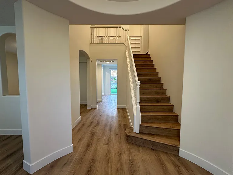 1523 Clifftop Ave — Photo 21