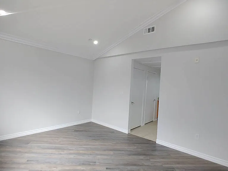 Almeria Townhomes — Photo 145