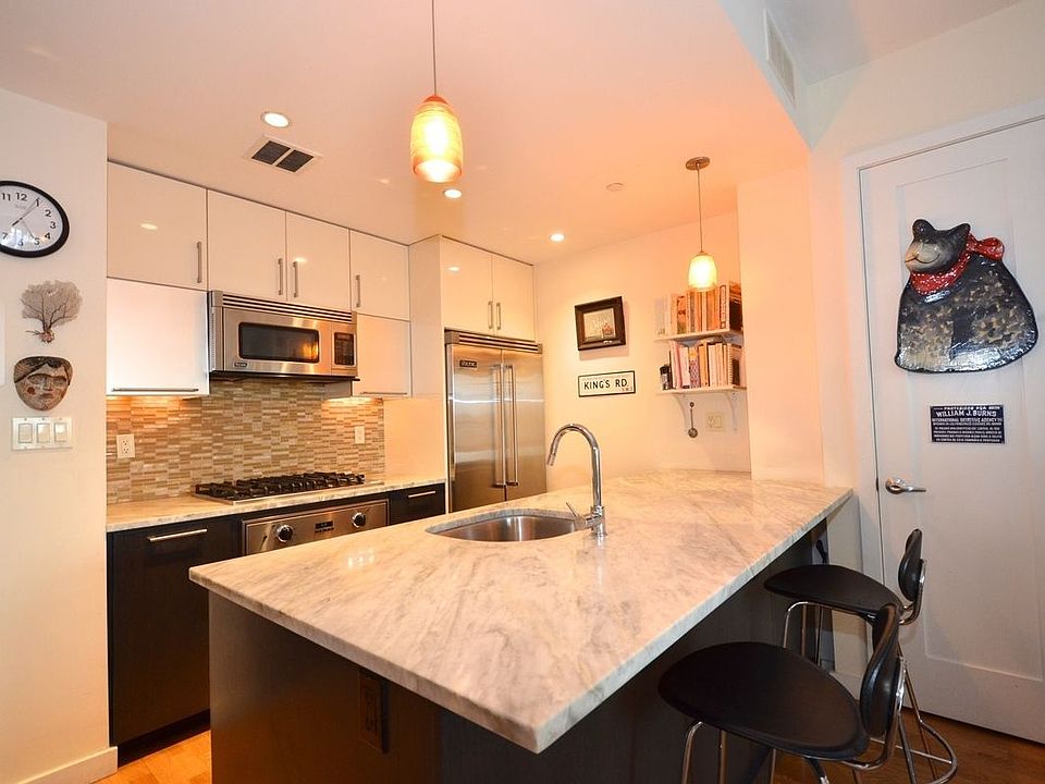 1st image of 500 4th Ave APT 6L