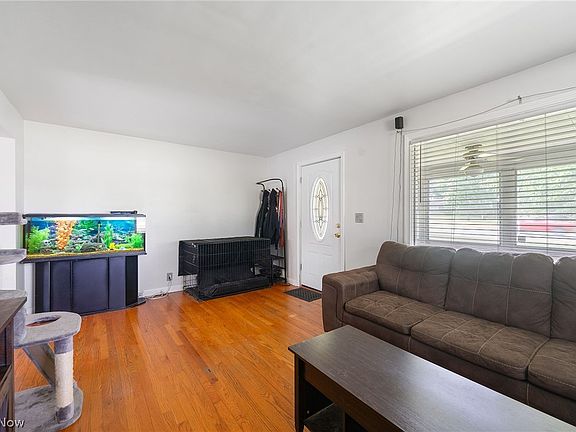 5th image of 5654 Norquest Blvd