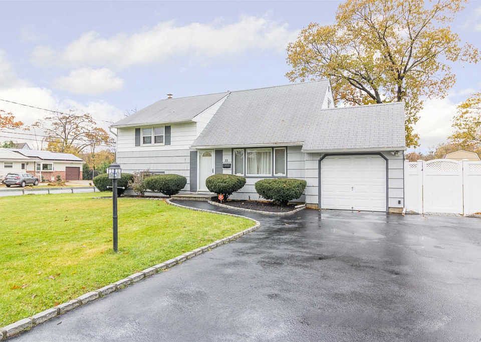 1st image of 33 Beecher Ave
