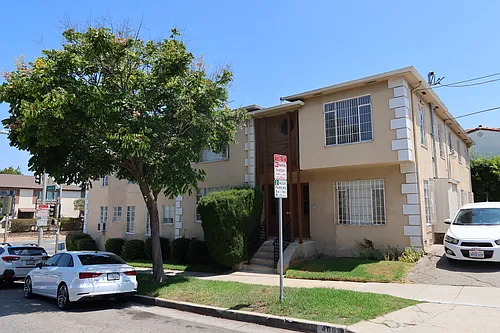 400 S Camden Dr #8 Photo 1