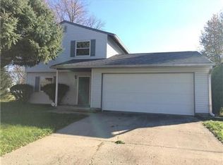 8505 Farmhill Rd, Indianapolis, IN 46231