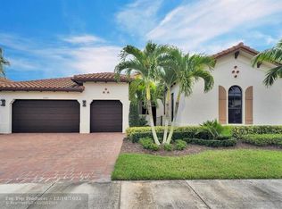 8780 Waterview Ter, Parkland, FL 33076