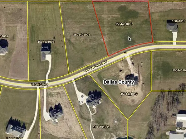 2 Acorn Ridge Dr, Adel, IA 50003