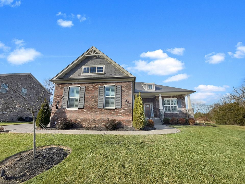 1st image of 3021 Oxford Dr