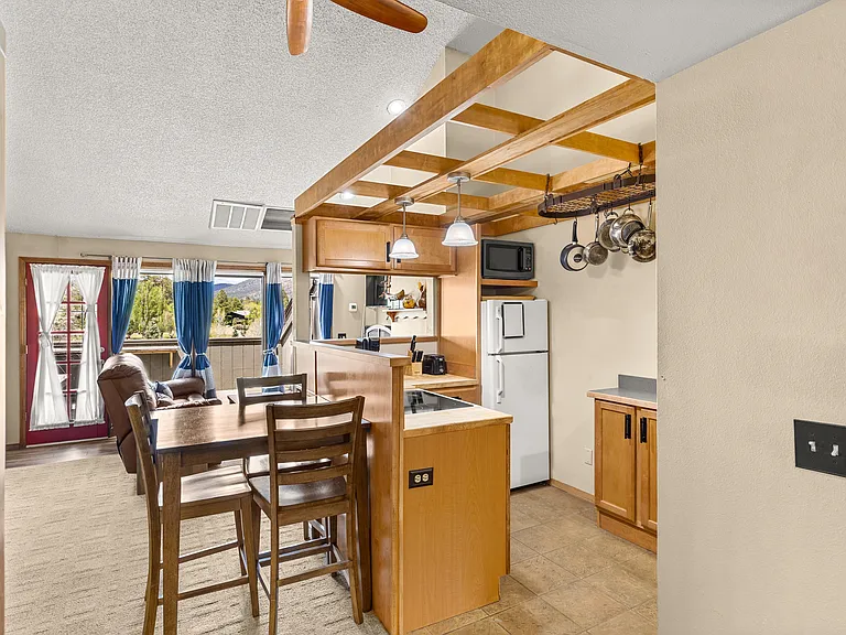 2600 N Valley View Rd #111 — Photo 9