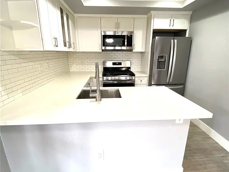 5 Aruba St — Photo 6