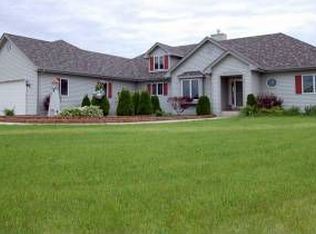 8363 Schmidt Dr, Allenton, WI 53002