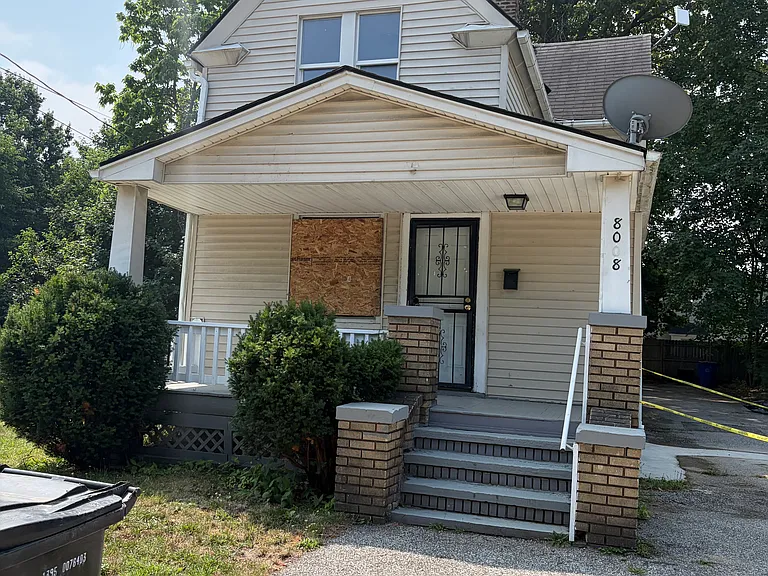 8008 Simon Ave — Photo 5