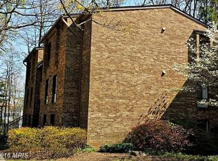 2327 Freetown Ct UNIT 27/2B, Reston, VA 20191