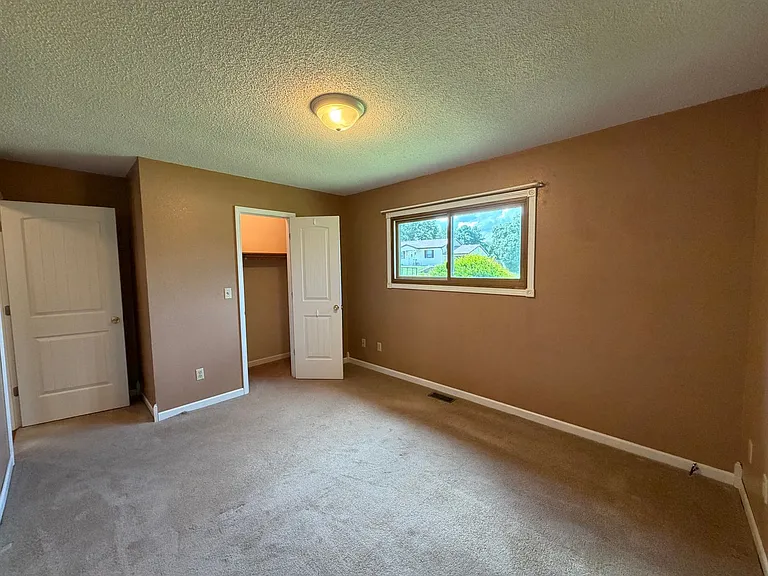 20597 Sedalia Rd — Photo 22