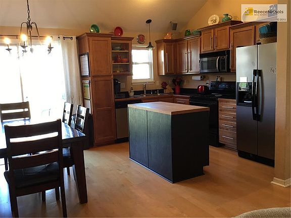 Kitchen island and work area
