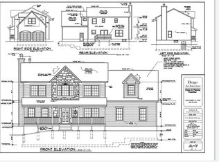 26 Orchard View Dr, Marlboro, NY 12542