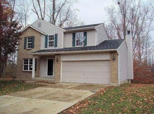 318 Creekside Dr, Bethel, OH 45106