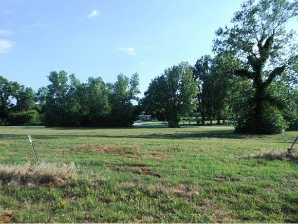 2nd image of 8300 Timber Ridge Dr #1