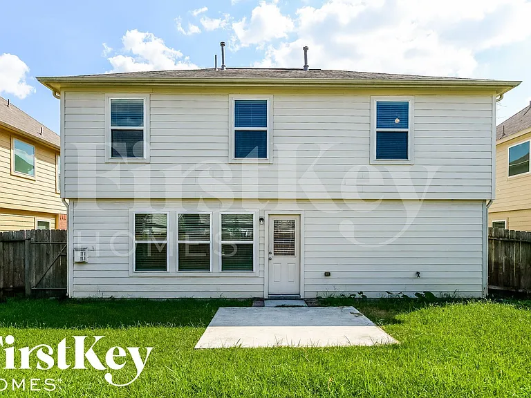 9909 Hyacinth Way — Photo 14