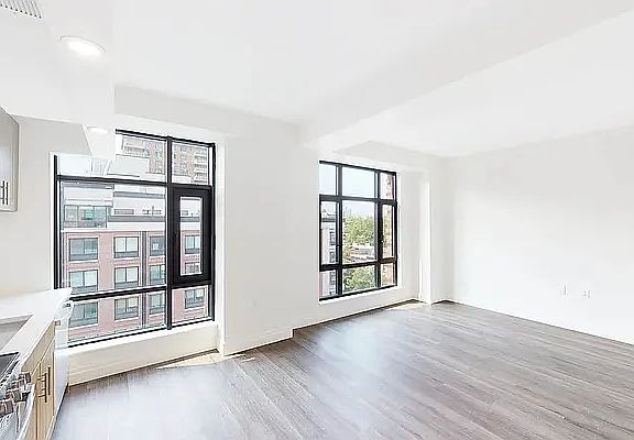 2nd image of 493 Myrtle Ave #601