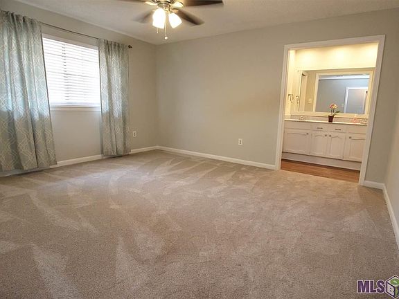 4th image of 3034 Dena Lynn Ave