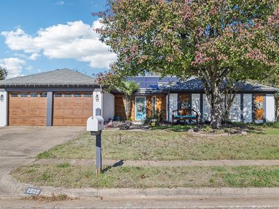 2609 Meadow Grn, Bedford, TX, 76021