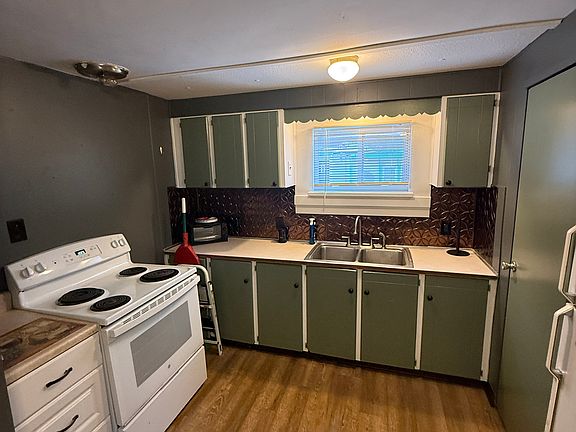 2nd image of 10 Bradroy Ct