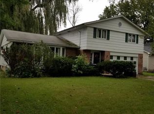 227 Ranch Trl, Buffalo, NY 14221