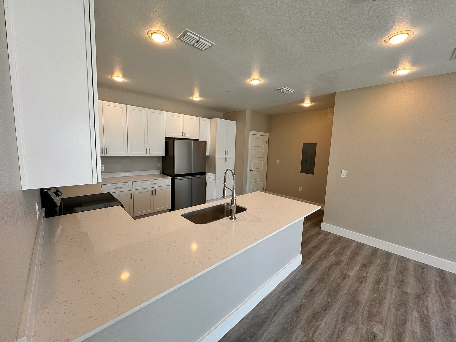 577 Richlands Way 201 — Photo 3