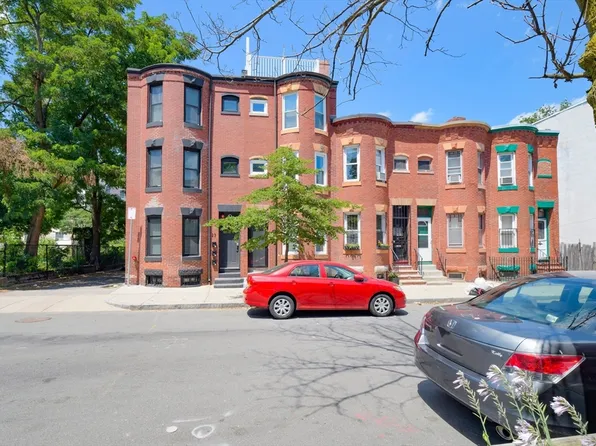 23 Warwick St, Roxbury, MA 02120