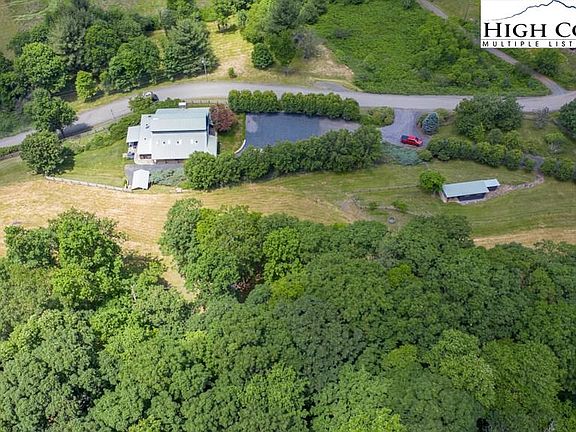 5th image of 3760 Bald Mountain Rd