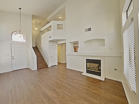 4th image of 10570 Penns Creek Ct