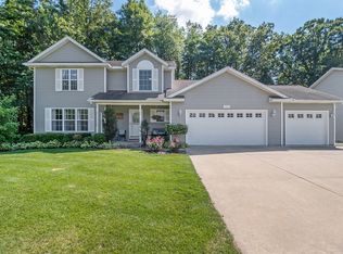 315 Abbington Cir, Battle Creek, MI 49015