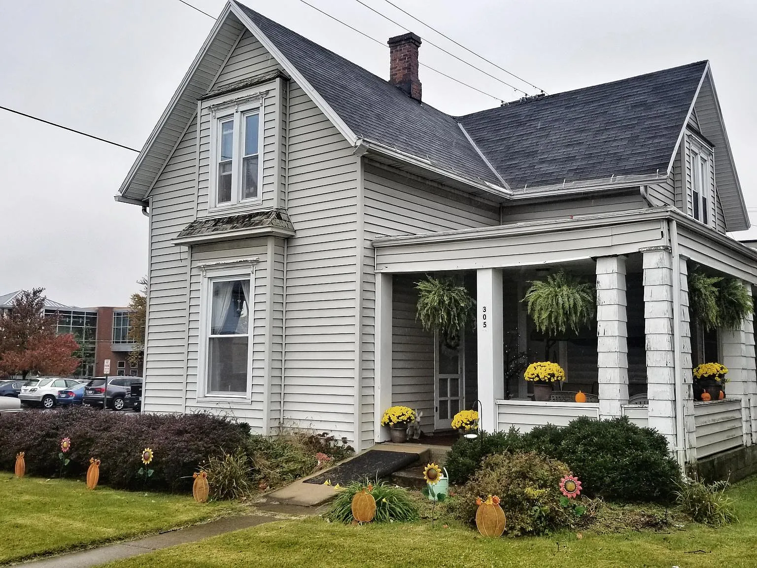 305 1/2 S Main St — Photo 1