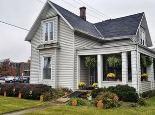 305 1/2 S Main St, Ada, OH 45810