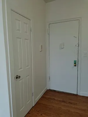 Rented by HFF Realty LLC | media 35