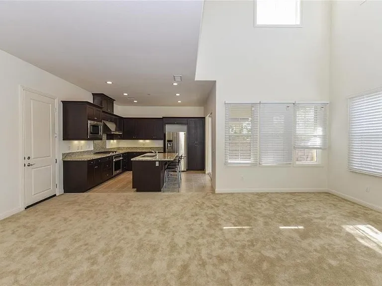 16 Torosa — Photo 24