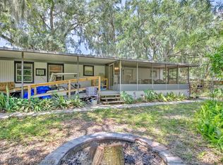 39 Country Rd, Lorida, FL 33857
