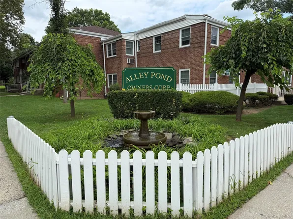226-09 Union Turnpike #B, Oakland Gardens, NY 11364