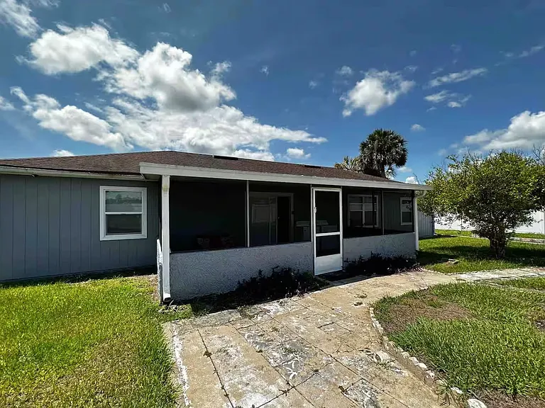 805 Mendoza Dr — Photo 14