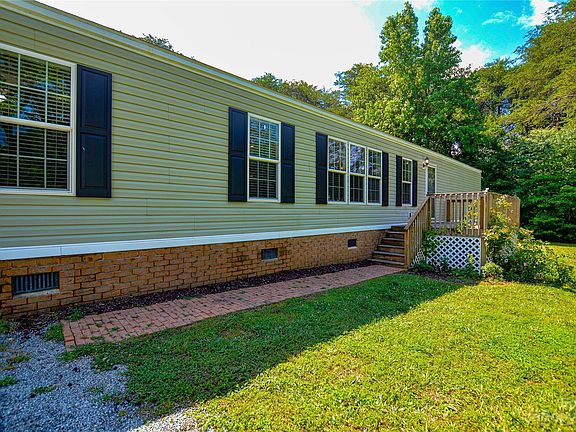4th image of 3704 Caribou Dr