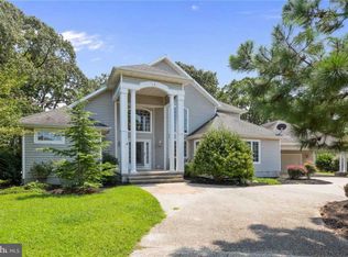 2 Barnacle Ct, Bethany Beach, DE 19930