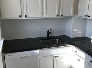 21 Liscomb St #3, Worcester, MA 01604