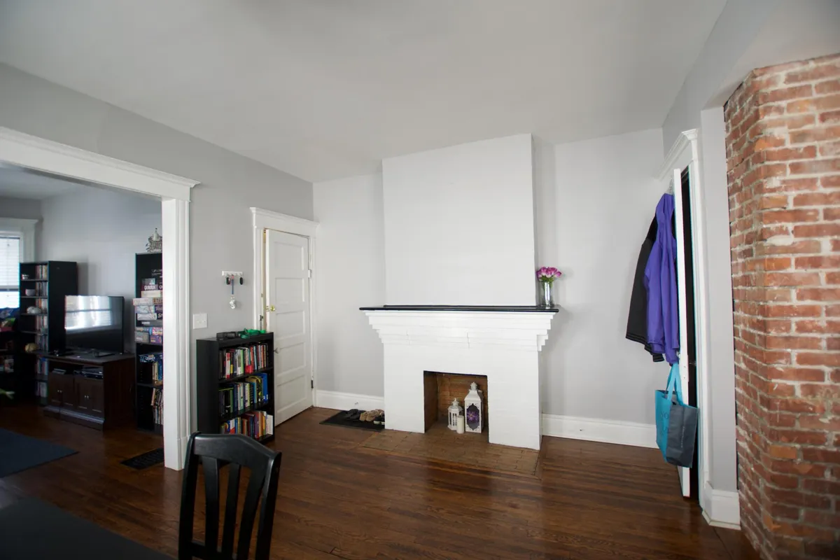 Dining Room - 802 Ashland Ave #2