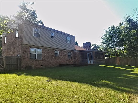Ceder Screened in Porch