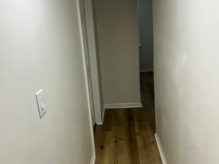 2546 W Medford Ave — Photo 16