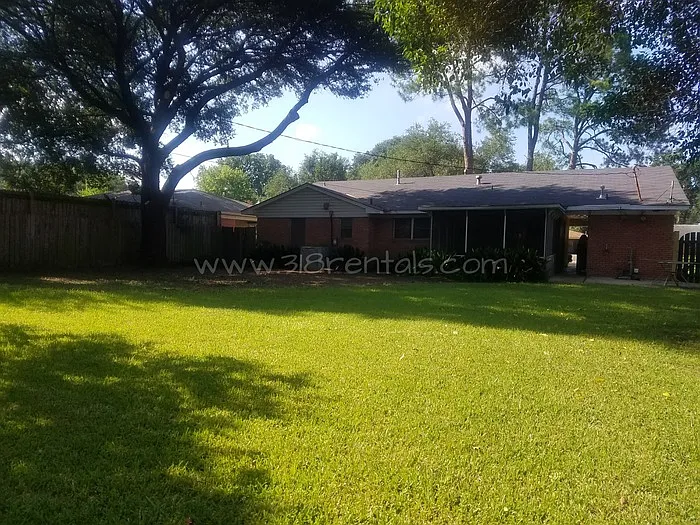 510 E Southfield Rd — Photo 10