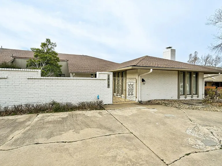 1510 Glenbrook Dr #1510 — Photo 14