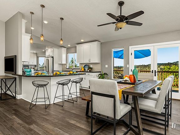 3rd image of 3027 Saddle View Ct