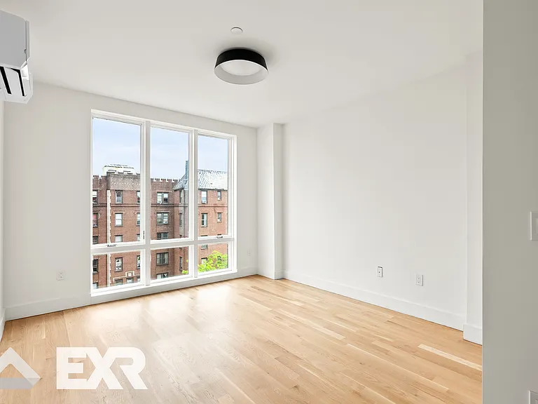 1946 Ocean Ave #5C — Photo 9
