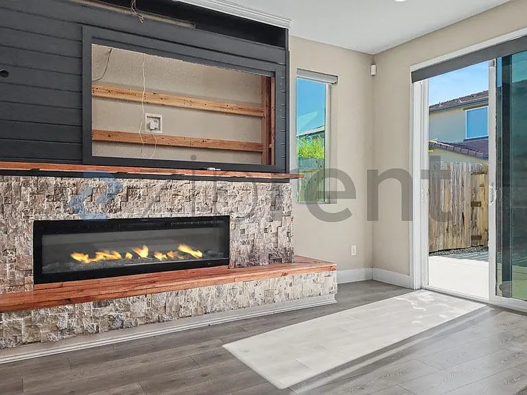 2272 Borealis Cir — Photo 11