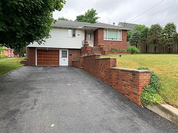 2nd image of 404 Yale Ave